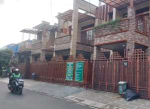 Dijual Rumah Baru Full Furnished 2 Lt SHM IMB di Duren Sawit lokasi di Duren Sawit, tersedia melalui melalui situs Olx