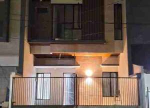 dijual rumah baru Gress di Klampis anom wisma Mukti Surabaya lokasi di semolowaru, tersedia melalui melalui situs Lamudi