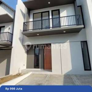 Dijual Rumah Best View Depan Taman Ditembalang Semarang , tersedia melalui melalui situs Rumah123