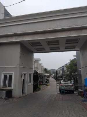 DIJUAL RUMAH CANTIK DI VILLA MAGNOLIA BEJI DEPOK lokasi di Beji, tersedia melalui melalui situs Olx