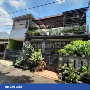 Dijual Rumah Cantik Harga Menarik Di Benda Baru Pamulang , tersedia melalui melalui situs Rumah123