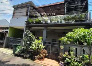 Dijual Rumah Cantik Harga Menarik Di Benda Baru Pamulang lokasi di pamulang, tersedia melalui melalui situs Lamudi