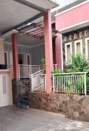 Dijual Rumah Cantik Kavling di Lubang Buaya Jakarta Timur lokasi di Makasar, tersedia melalui melalui situs Olx