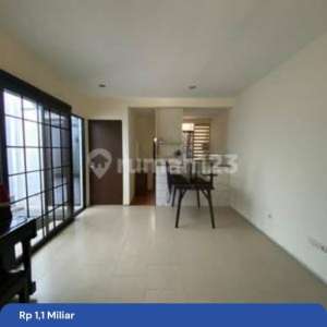 Dijual Rumah Cantik Minimalist Gaya Jepang Siap Huni , tersedia melalui melalui situs Rumah123