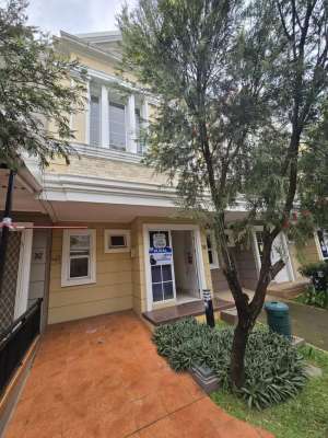 DIJUAL RUMAH CLUSTER AMARILLO VILLAGE DI GADING SERPONG lokasi di Serpong, tersedia melalui melalui situs Olx