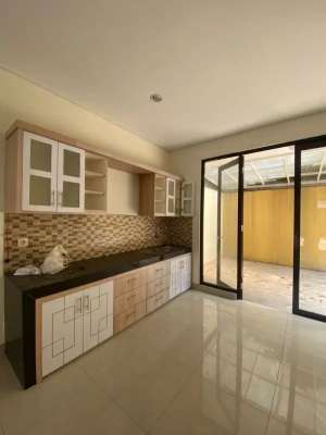 Dijual Rumah Cluster Cosmo Estate Elysium Residence Lippo Cikarang lokasi di Cikarang Selatan, tersedia melalui melalui situs Olx