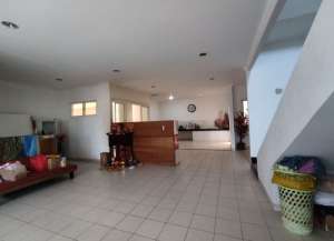 Dijual Rumah Cluster Kano Indah PIK 3Lt Uk 180m at Jakarta Utara lokasi di ",
          price: `9000000000`,
          currency: `IDR`
    };


    let pageData = {
        viewPhoneModalField: , tersedia melalui melalui situs Lamudi