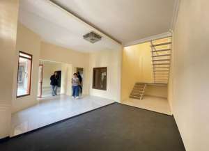 Dijual rumah dalam perumahan 2 lantai gito gati dekat Kampus UTY, MMTC, Jogja City Mall, Superindo lokasi di ",
          price: `1050000000`,
          currency: `IDR`
    };


    let pageData = {
        viewPhoneModalField: , tersedia melalui melalui situs Lamudi