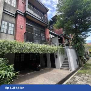 Dijual Rumah Dalam Townhouse Cipete , tersedia melalui melalui situs Rumah123