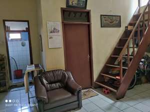 Dijual Rumah dan Kosan di Jl Mekarsari Kebon Lega Dekat Terminal Leuwi Panjang Kota Bandung lokasi di Bojongloa Kidul, tersedia melalui melalui situs Olx
