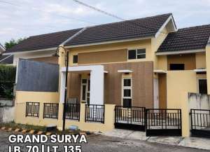 Dijual Rumah Dekat Bandara Juanda di Perum Grand Surya lokasi di buduran, tersedia melalui melalui situs Lamudi