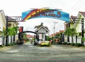 Dijual Rumah Deltasari Delta Pelangi Waru Sidoarjo Hitung tanah lokasi di ",
          price: `750000000`,
          currency: `IDR`
    };


    let pageData = {
        viewPhoneModalField: , tersedia melalui melalui situs Lamudi