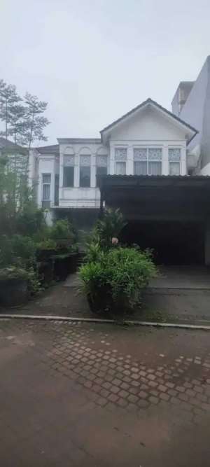 Dijual Rumah di Greenwich Park, Lengkong Kulon, Pagedangan, Tangerang lokasi di Pagedangan, tersedia melalui melalui situs Olx