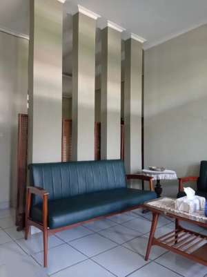 DIJUAL RUMAH DI JAKARTA SELATAN lokasi di Mampang Prapatan, tersedia melalui melalui situs Olx