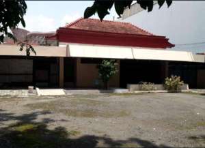 Dijual rumah di pinggir di jalan raya imam bonjol semarang lokasi di semarang-tengah, tersedia melalui melalui situs Lamudi