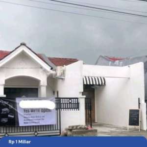 Dijual Rumah Ex Cafe Di Regensi Bekasi 1 - Cibitung SHM di Perumahan Regency 1, Jl. Regency 1, Wanasari, Cibitung, Bekasi, Jawa Barat, Indonesia, 17520, Cibitung , tersedia melalui melalui situs Rumah123