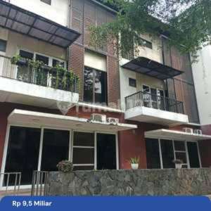 DIJUAL Rumah Gandeng Coasta Villa Ancol Luas 320 m2 , tersedia melalui melalui situs Rumah123