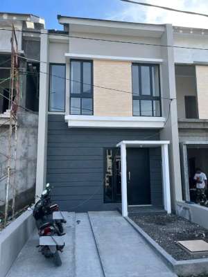 DIJUAL RUMAH GRAND ALANA GUNUNG ANYAR SURABAYA RON.A674 lokasi di Waru, tersedia melalui melalui situs Olx