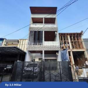 Dijual Rumah Istimewa PUSPA GADING KELAPA GADING , tersedia melalui melalui situs Rumah123