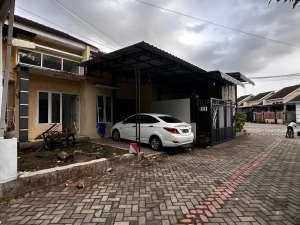 DIJUAL RUMAH LELANG PERUM PUTRI RESIDENCE 1 BLITAR lokasi di Wlingi, tersedia melalui melalui situs Olx