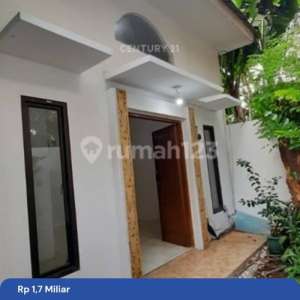 Dijual Rumah Lokasi Nyaman Dan Asri Komplek Deplu Bintaro Jaksel , tersedia melalui melalui situs Rumah123