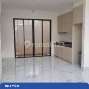 Dijual Rumah luas 126m2 9x14 di Cluster Matana Asya JGC Cakung , tersedia melalui melalui situs Rumah123