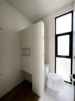 DIJUAL RUMAH MANYAR TIRTOASRI SURABAYA RON.A1194 lokasi di Gubeng, tersedia melalui melalui situs Olx