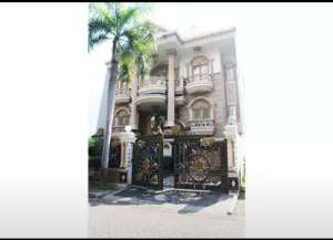 Dijual Rumah Mewah Artha Gading Villa Hitung Tanah Luas 455 M2 Nego Jarang Ada Kelapa Gading lokasi di ",
          price: `25000000000`,
          currency: `IDR`
    };


    let pageData = {
        viewPhoneModalField: , tersedia melalui melalui situs Lamudi