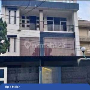 Dijual Rumah Mewah Di Gading Regency, Bandung, Dekat Metro Rs Al Islam , tersedia melalui melalui situs Rumah123