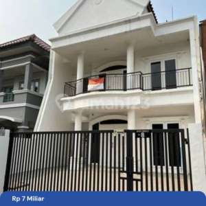 Dijual Rumah Mewah Di Walet Indah Pik Jakarta Utara , tersedia melalui melalui situs Rumah123