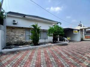 Dijual Rumah Mewah Siap Huni Cluster Elite Di Gumpang Kartasura lokasi di Tanjung Duren, tersedia melalui melalui situs Olx