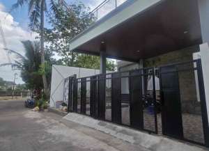 Dijual Rumah Mewah View Sawah dan Gunung Merapi di Jakal Km9,5 lokasi di ",
          price: `2250000000`,
          currency: `IDR`
    };


    let pageData = {
        viewPhoneModalField: , tersedia melalui melalui situs Lamudi