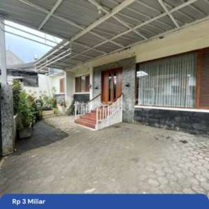 Dijual Rumah Modern Klasik Di Gunung Batu Kota Bandung , tersedia melalui melalui situs Rumah123