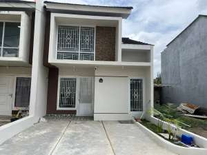 DIJUAL RUMAH MODERN VILLA MALIBU TEGAL BINANGUN JAKABARING PALEMBANG lokasi di Plaju, tersedia melalui melalui situs Olx