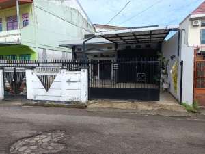 DIJUAL RUMAH PRIBADI DAERAH BUKIT DEKAT UNSRI lokasi di Ilir Barat I, tersedia melalui melalui situs Olx