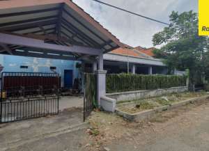 Dijual Rumah SHM di Gayung Kebonsari Surabaya lokasi di gayungan, tersedia melalui melalui situs Lamudi