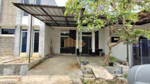 Dijual Rumah SHM Pas Untuk Keluarga baru di Kota Bogor, Masuk Mobil. lokasi di Bogor Selatan - Kota, tersedia melalui melalui situs Olx