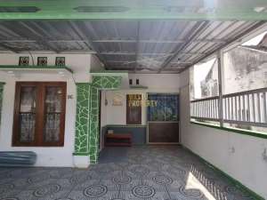 DIJUAL RUMAH SIAP HUNI 800 JUTAAN 6 MENIT KE SMA DE BRITTO JOGJA DI CATURTUNGGAL DEPOK lokasi di Gondokusuman, tersedia melalui melalui situs Olx