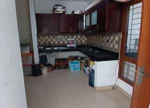 DIJUAL RUMAH SIAP HUNI DALAM CLUSTER ANTAPANI BANDUNG lokasi di antapani-cicadas, tersedia melalui melalui situs Lamudi