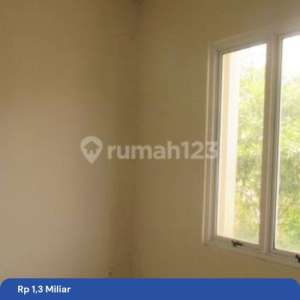 Dijual Rumah Siap Huni Di Cluster Assana, Vanya Park , tersedia melalui melalui situs Rumah123