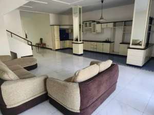 Dijual Rumah syp Hegarmanah setiabudi dekat cihampelas pasteur Bandung lokasi di Sukasari, tersedia melalui melalui situs Olx