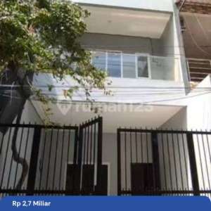 DIJUAL RUMAH TERMURAH DI TELUK GONG PUSAT KOTA JAKARTA 4,5X15 , tersedia melalui melalui situs Rumah123