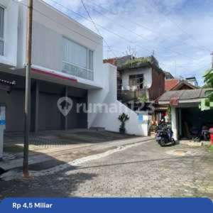 Dijual Rumah Tinggal Sekaligus Tempat UsahaKomplek Perumahan Cijagra, Buah Batu, Bandung , tersedia melalui melalui situs Rumah123