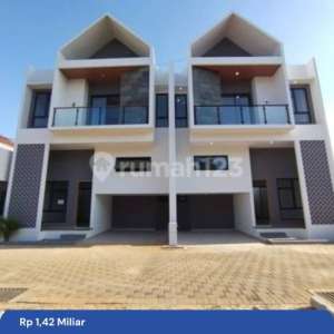 Dijual Rumah Tipe Mezzanine Dekat Tol Brigif , tersedia melalui melalui situs Rumah123