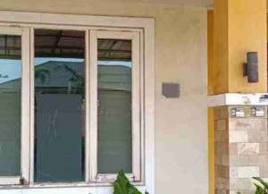 Dijual Rumah Via Lelang Murah Siap Huni Di Gading Arcadia Kelapa Gading Jakarta lokasi di ",
          price: `1690000000`,
          currency: `IDR`
    };


    let pageData = {
        viewPhoneModalField: , tersedia melalui melalui situs Lamudi