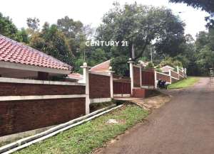 DIJUAL Rumah VillaFurnished Di Carita Anyer Pandeglang Banten lokasi di ",
          price: `1700000000`,
          currency: `IDR`
    };


    let pageData = {
        viewPhoneModalField: , tersedia melalui melalui situs Lamudi