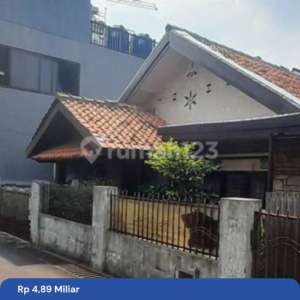 Dijual Tanah Bonus Rumah Bergaya Klasik di Tebet Jakarta Selatan, Asri, Bagus, Terawat, SHM, Mudah Akses , tersedia melalui melalui situs Rumah123