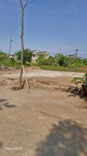 Dijual tanah kavling luas tanah mulai 46mtr sampai 55mtr, strategis, beli berikut rumah harga 350jt an type bgn 30m2,2kt, 1kmd lokasi di Pesanggrahan, tersedia melalui melalui situs Olx