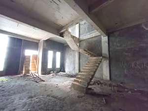 Dijual Villa komplek Grand Cemara Asri jalan Lotus lokasi di Medan Timur, tersedia melalui melalui situs Olx