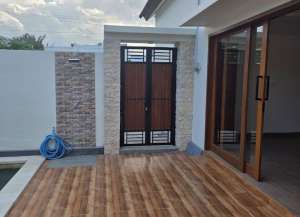 Dijual Villa Modern Sanur Bali3 Kamar, Kolam Renang, SHMIMB, Lokasi Strategis Jl. Batur Sari lokasi di denpasar-selatan, tersedia melalui melalui situs Lamudi